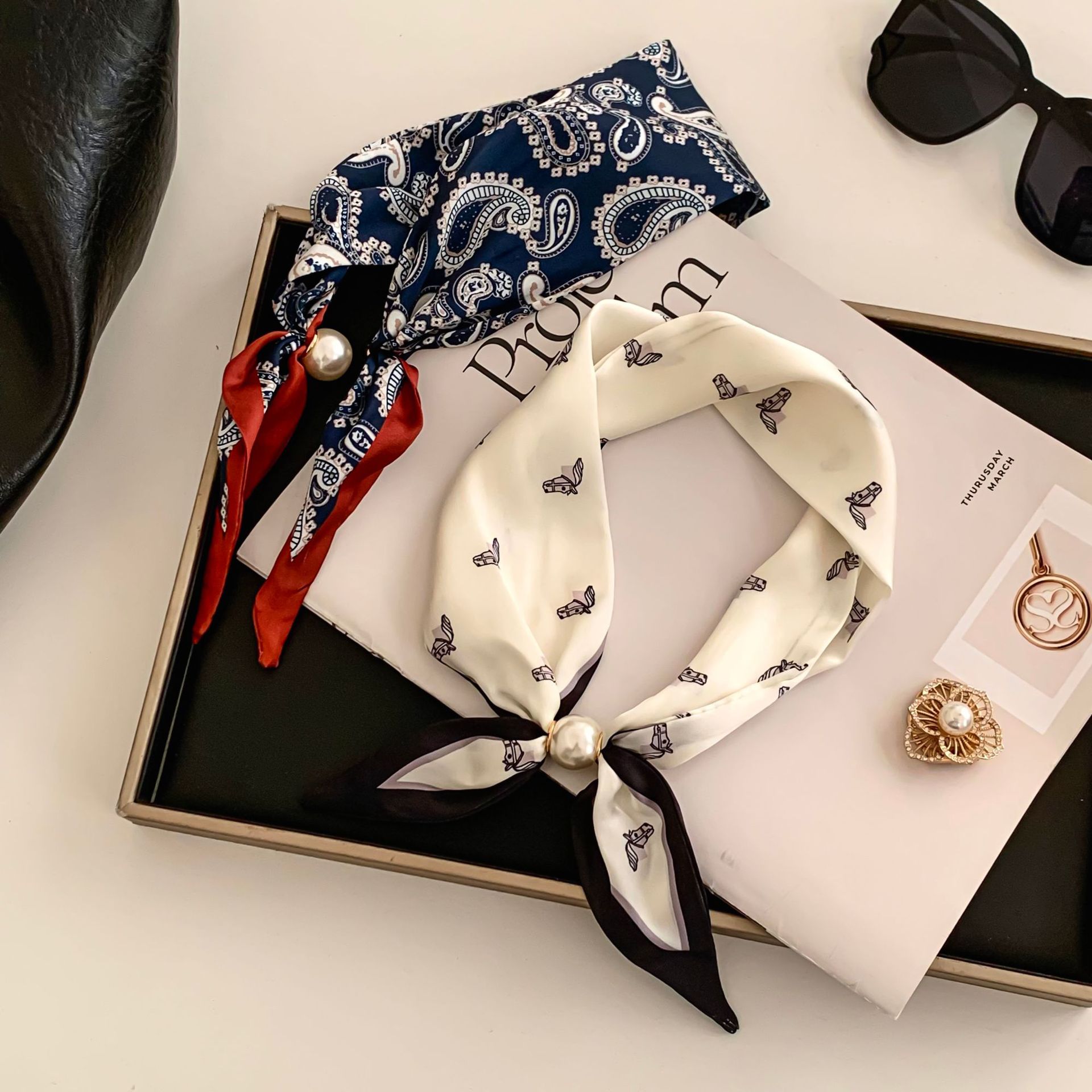 Cashew Flower Silk Scarf Effor - Outdoor Furniture Decor ulasan dan harga